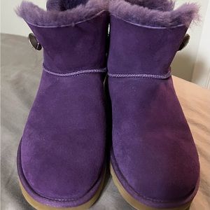 UGG purple size 9 women’s